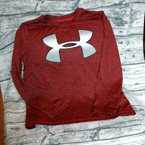 Boys Under Armour long sleeve shirt